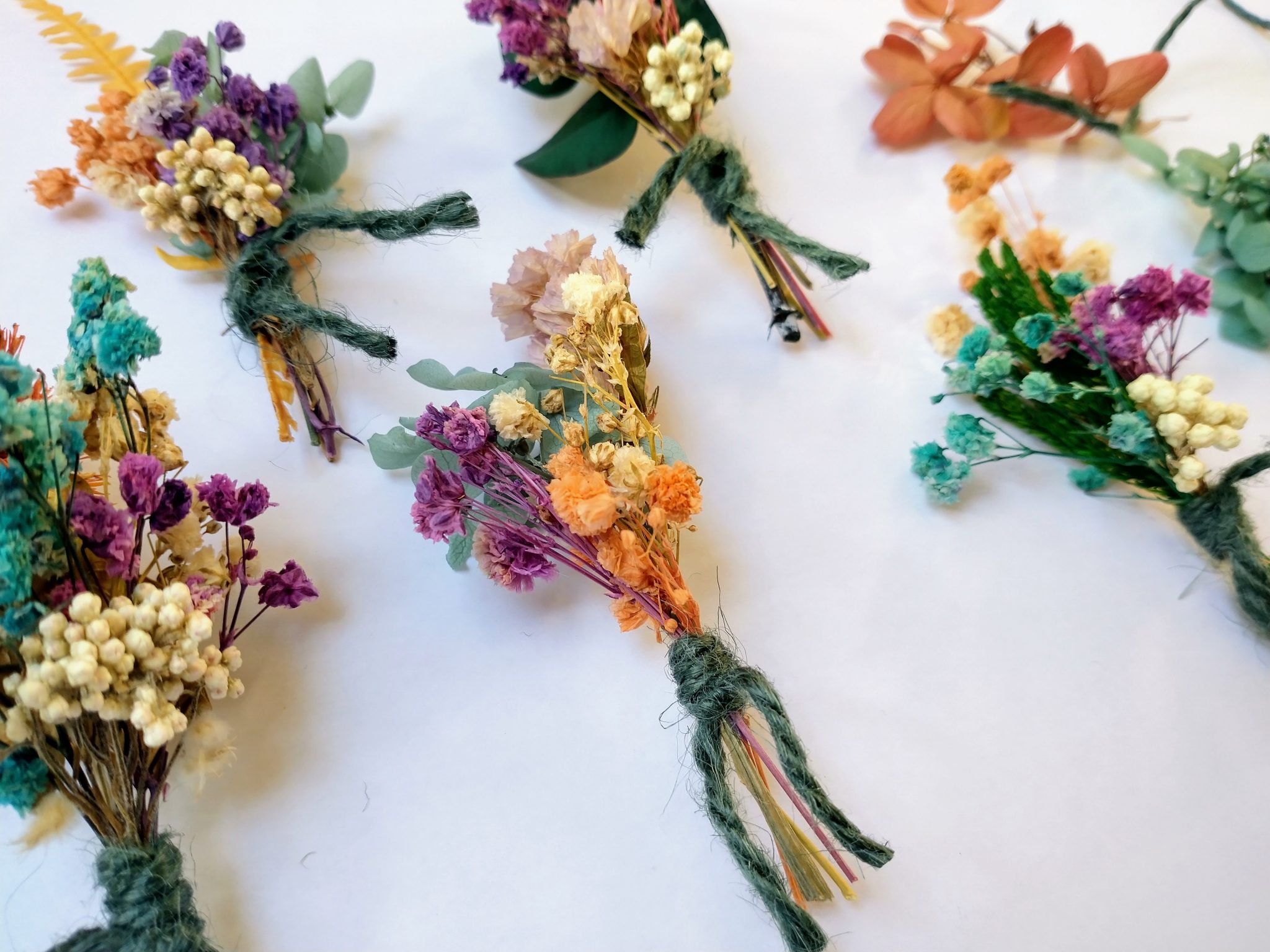 Tiny dried flower bouquets Dried Flower Craft